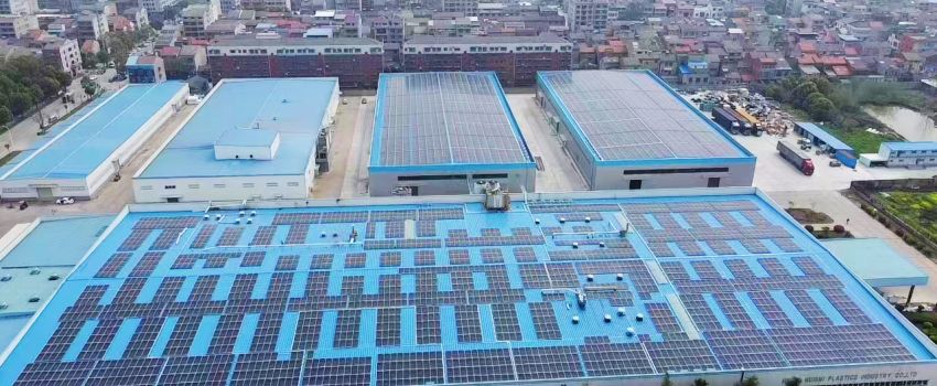 樂(lè )凱膠片承建的3兆瓦分布式光伏項目成功并網(wǎng)發(fā)電